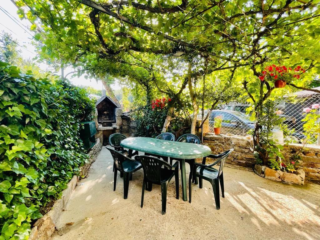 Agradable casa con chimenea, en zona tranquila de Sanabria Villa Barrio de Lomba Exterior foto